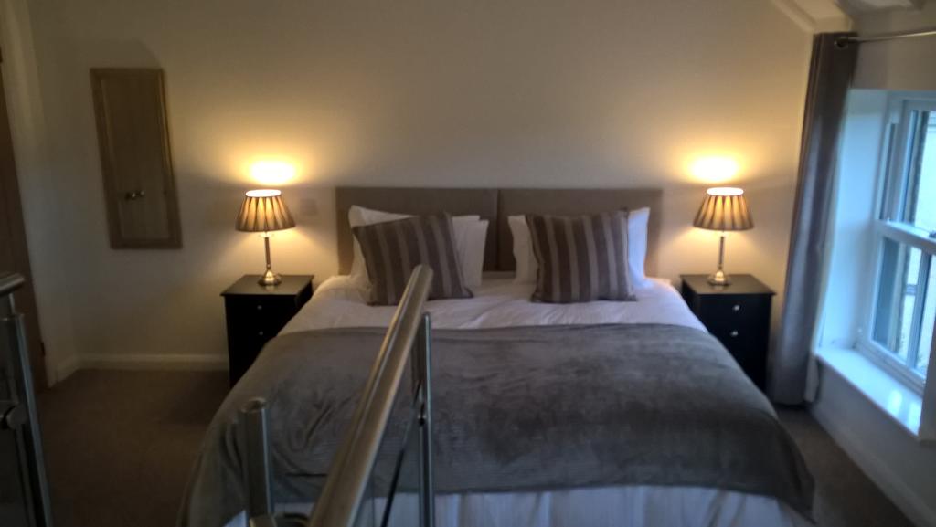 Willow Mews room 5